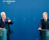 Le chancelier allemand Scholz rejette l’utilisation des mots “apartheid” et “Holocauste” par Mahmoud Abbas lors d’une conférence de presse à Berlin
